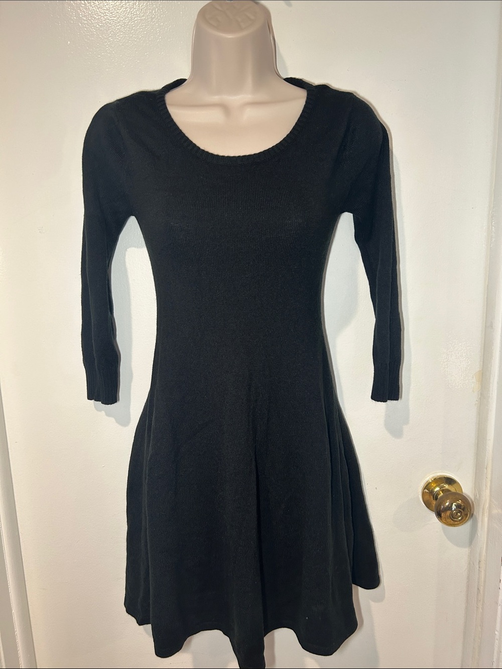 Sequin Hearts Black Long Sleeve Scoop Neck Fit-and-Flare Dress size XS